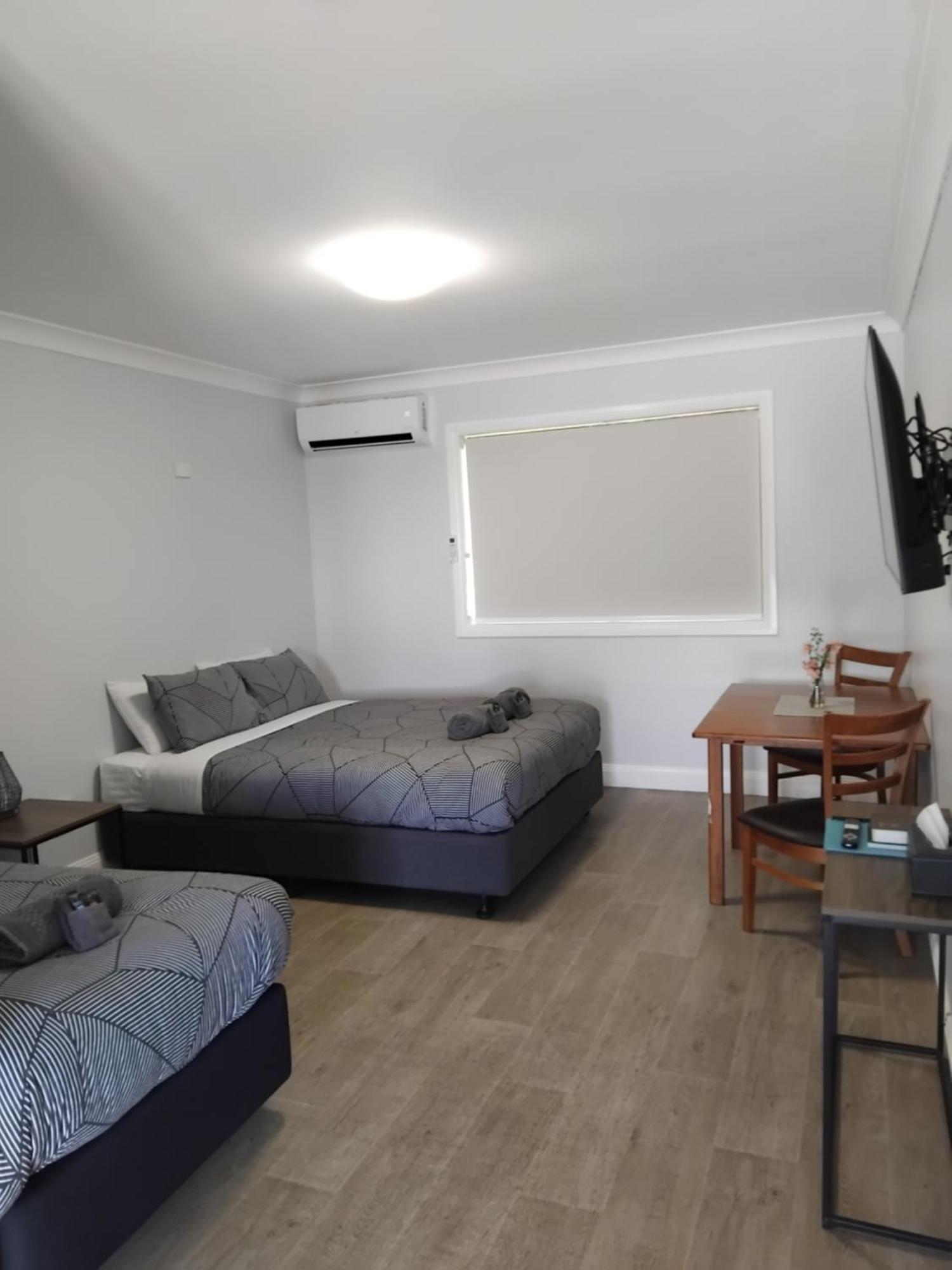 בורקה The Major Mitchell Motel מראה חיצוני תמונה